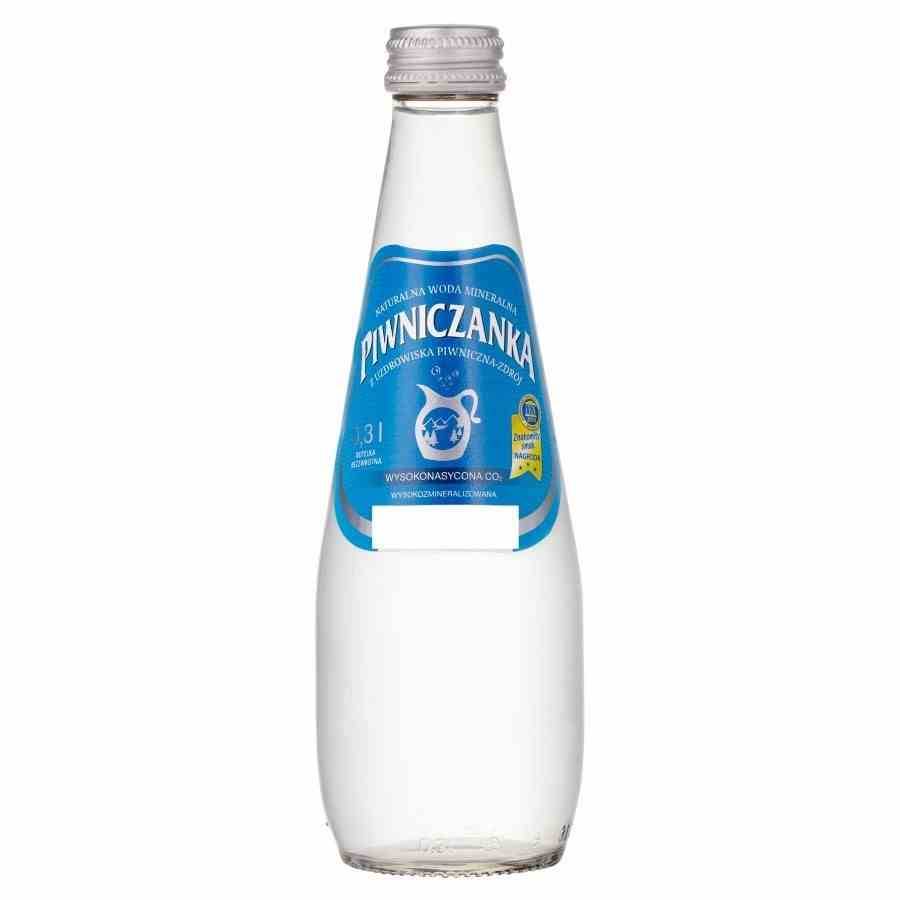 PIWNICZANKA Naturalna woda mineralna wysokonasycona CO2 0,3l